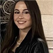 Estudiante Universitaria apta para impartir clases en primaria.